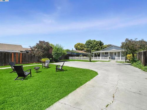 80 Pickford Ave, San Jose, CA, 95127-2047 | Card Image