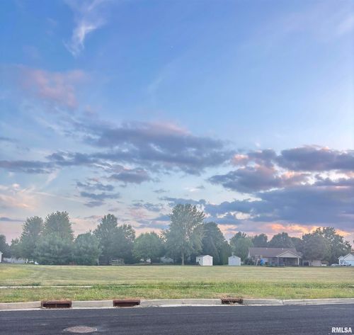 lot 84 Hurff Dr, Elmwood, IL, 61529 | Card Image