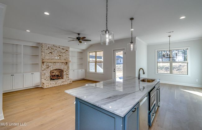 605 Cobalt Way-42 | Image 36