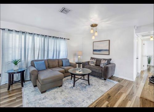 8199 115th St, SEMINOLE, FL, 33772-4146 | Card Image