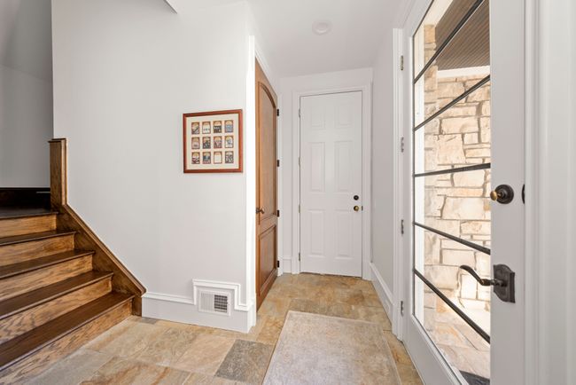 4326 Commerce Rd, House other with 7 bedrooms, 7 bathrooms and null parking in Orchard Lake MI | Image 33