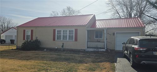 411 E South St, Gratis, OH, 45330-3510 | Card Image