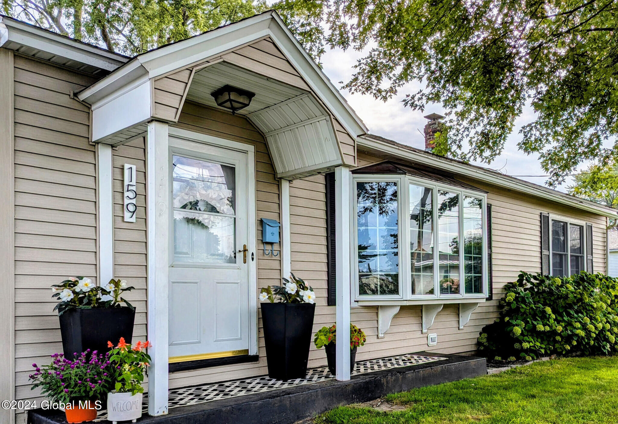 Cottage Ave, Albany, NY 12203