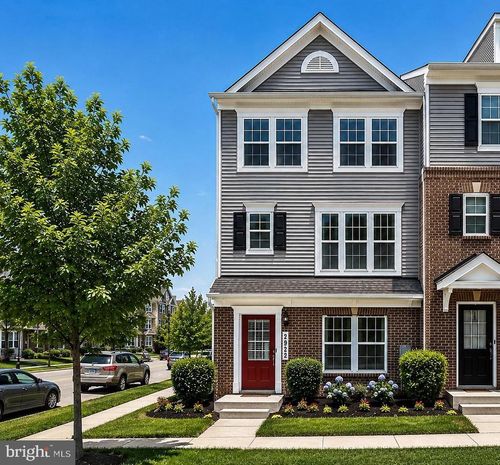 2922 Pinebrook Rd, HYATTSVILLE, MD, 20785-1959 | Card Image