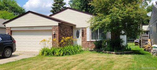23289 Deanhurst St, Clinton Township, MI, 48035-4301 | Card Image