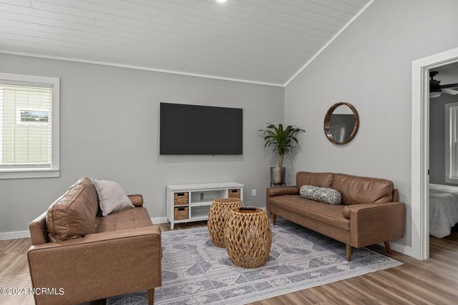 121 Long Pond Loop, Condo with 2 bedrooms, 1 bathrooms and null parking in Swansboro NC | Image 4