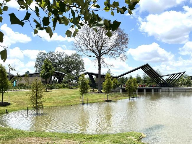 Bridgestone Park: this gorgeous public park is just a few minutes drive away... | Image 18