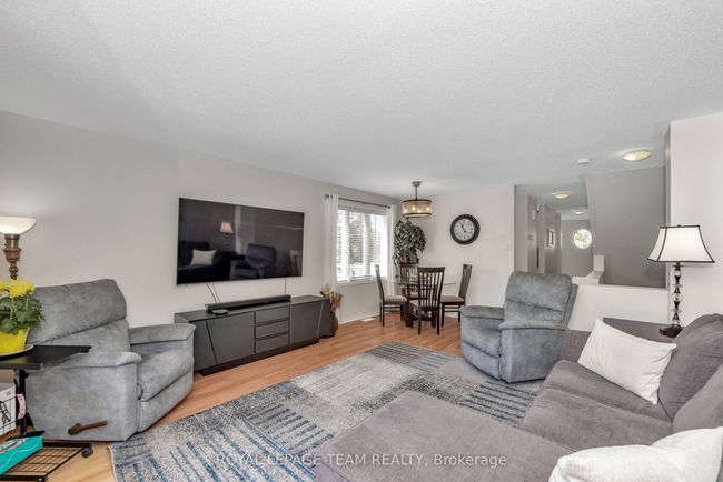 6 - 85 Cresthaven Dr, Condo with 2 bedrooms, 2 bathrooms and 1 parking in Nepean ON | Image 6