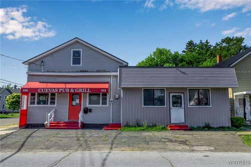 182 E 2nd St, Dunkirk, NY, 14048-1872 | Card Image