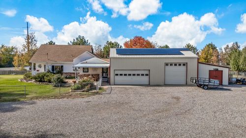 3364 E 1/4 Rd, Clifton, CO, 81520-8015 | Card Image