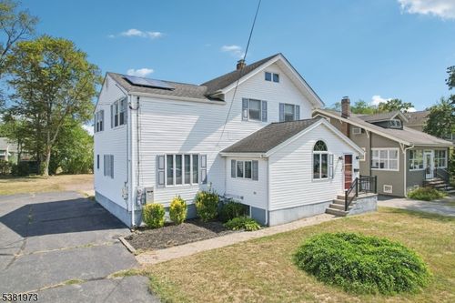 108 Boulevard, Pequannock, NJ, 07440-1204 | Card Image