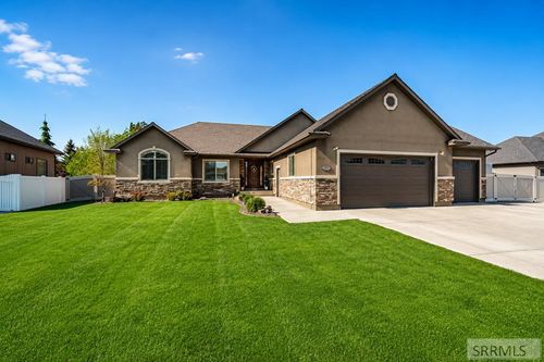 326 Fire Thorn, Idaho Falls, ID, 83404-4954 | Card Image