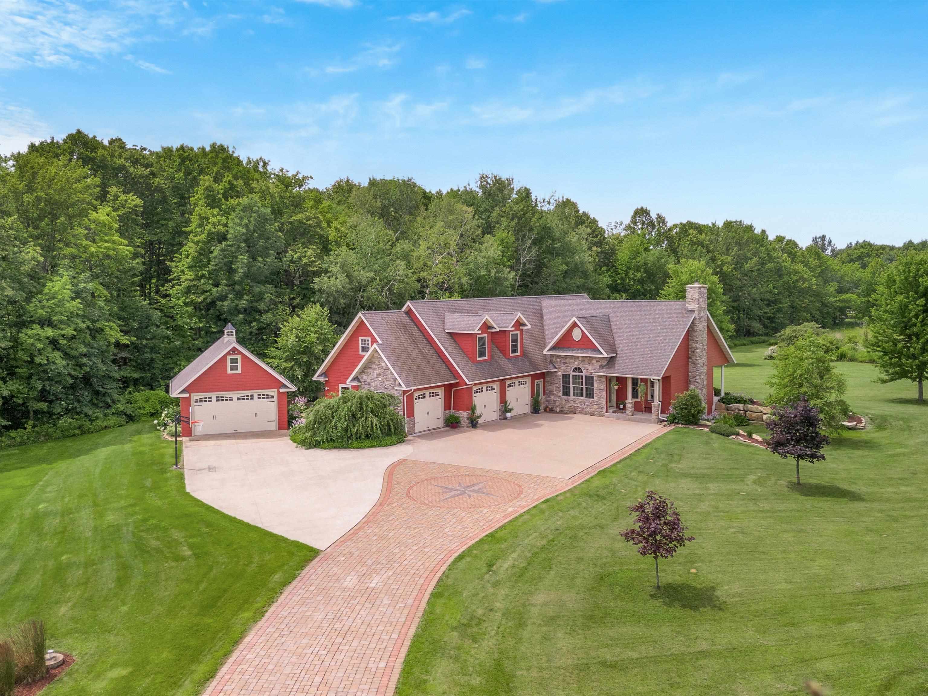 Rusty Rd, Stratford, WI 54484