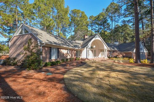 85 Leven Links Ln, Pinehurst, NC, 28374-8199 | Card Image