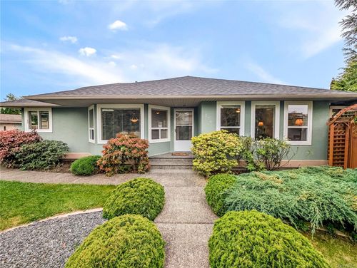 256 Mulberry Pl, Parksville, BC, V9P2S7 | Card Image