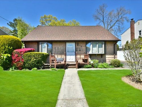 118 Park Ln, Massapequa, NY, 11758-4307 | Card Image