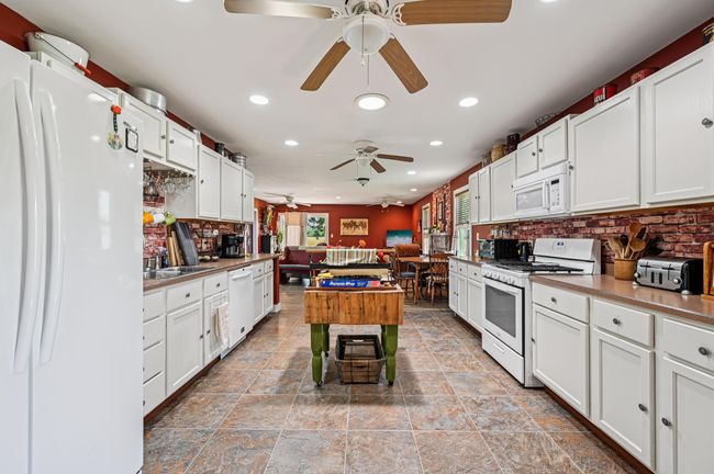 4711 N Elm Tree Rd, House other with 4 bedrooms, 2 bathrooms and null parking in Conover OH | Image 15
