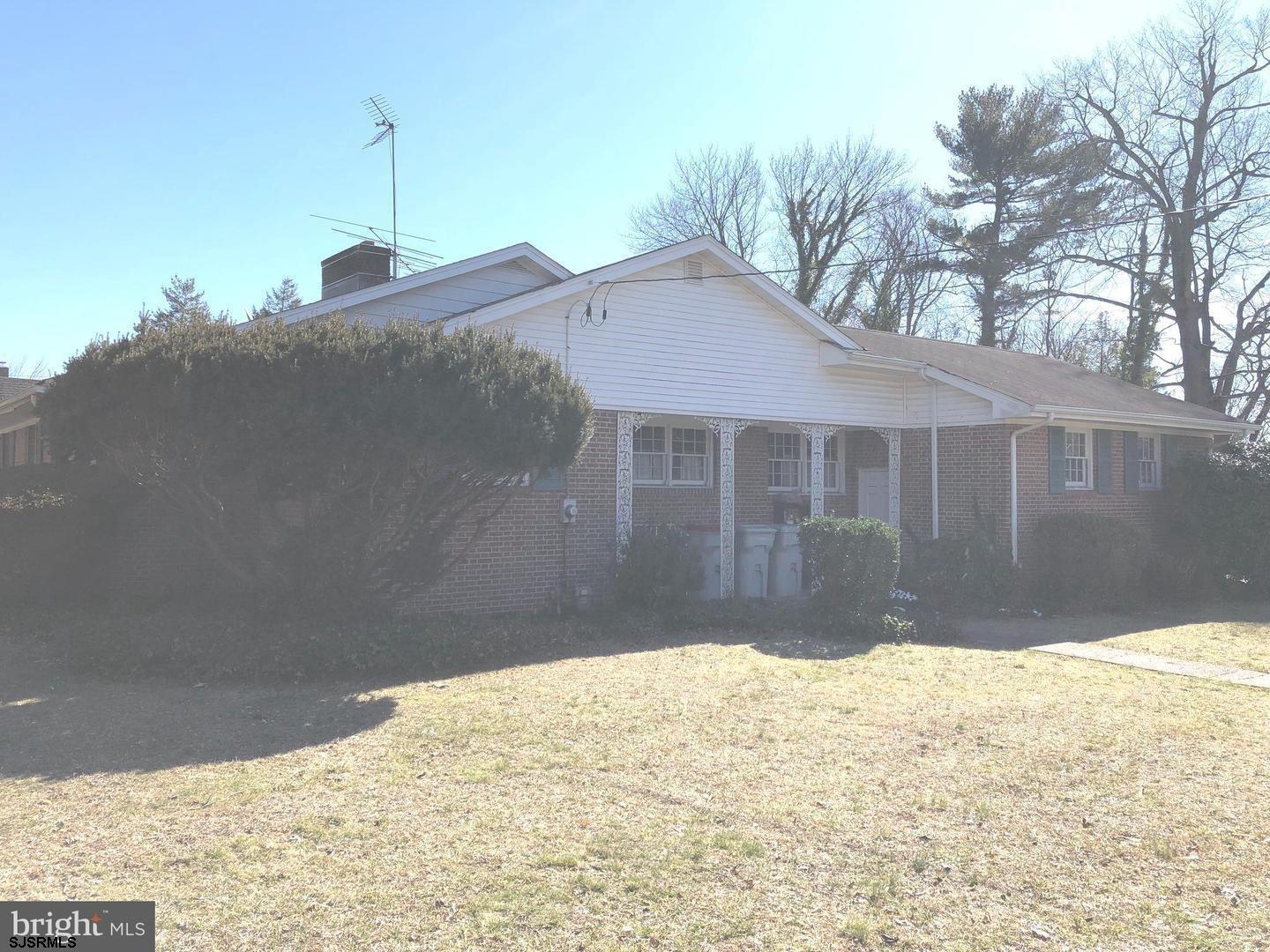 Park Ave, Vineland, NJ 08360