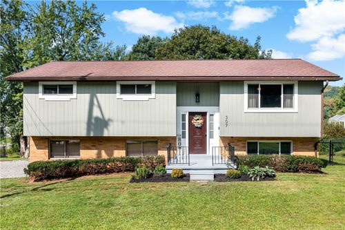 307 Mercer Rd, Harmony, PA, 16037-7843 | Card Image