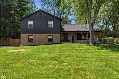 5843 Eastview Ct, Indianapolis, IN, 46250-1878 | Card Image