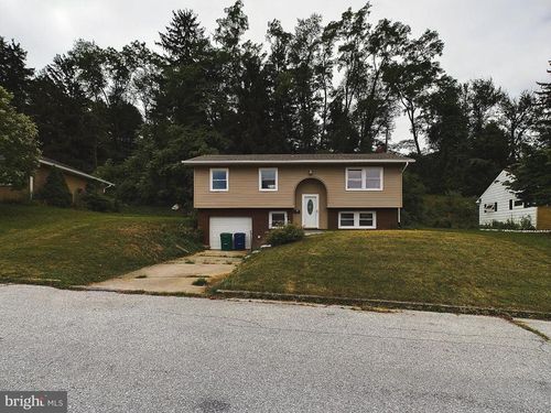 4011 Eastbrook Rd, HARRISBURG, PA, 17109-4838 | Card Image