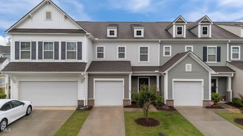 19 Willow Green Dr, Clayton, NC, 27527-8623 | Card Image