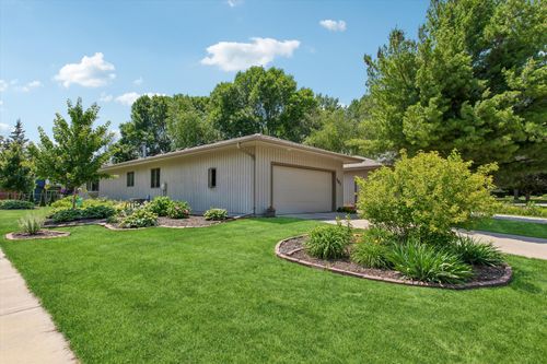 701 Hackerson Ct, Northfield, MN, 55057-1206 | Card Image