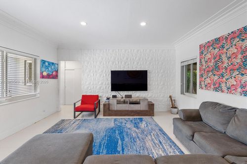 12660 Griffing Blvd, North Miami, FL, 33161-4614 | Card Image