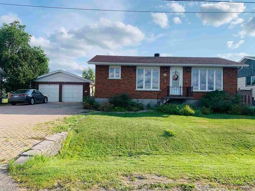 15 Deschenaux St, Val Rita, ON, P0L2G0 | Card Image