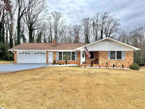 1113 Fox Squirrel Ridge Rd, Pickens, SC, 29671-8922 | Card Image