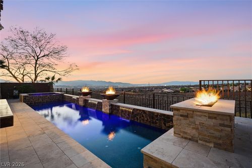 2857 Josephine Dr, Henderson, NV, 89044-0372 | Card Image