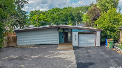 3522 25th Ave, Regina, SK, S4S1L8 | Card Image