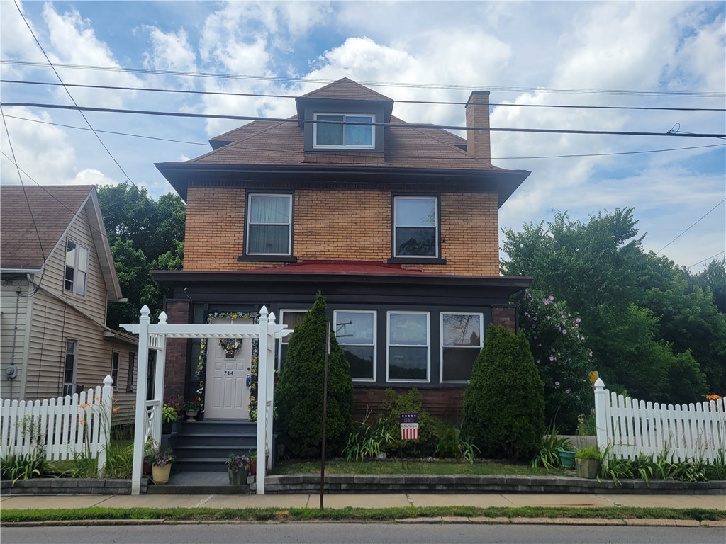 Penn Ave, New Brighton, PA 15066