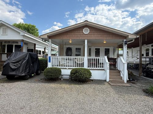 4368 Riverbank Run, Hiawassee, GA, 30546-4885 | Card Image
