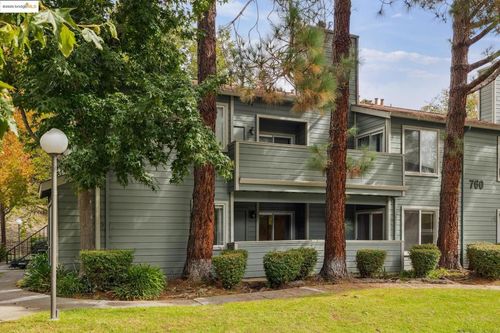 apt-a-760 Canyon Oaks Dr, Oakland, CA, 94605-3888 | Card Image