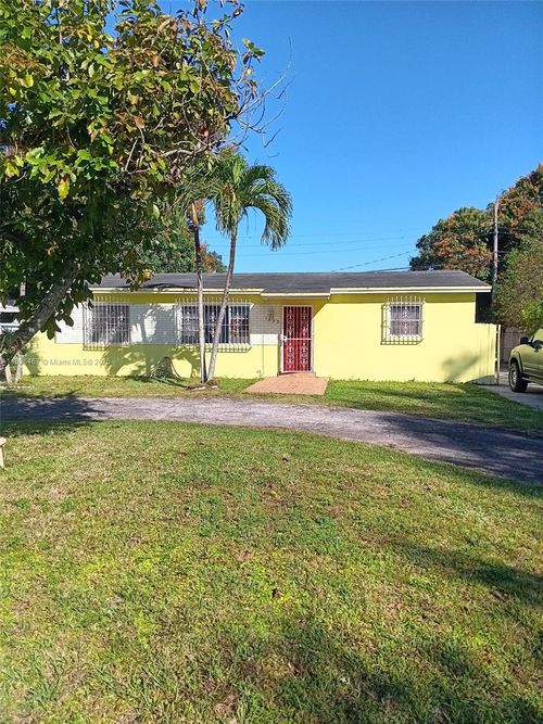 1825 Nw 112th St, Miami, FL, 33167-3534 | Card Image
