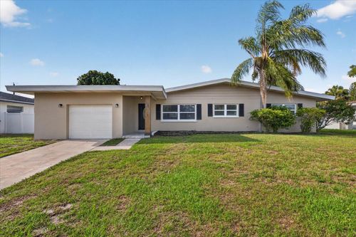 2239 Duncan Dr, BELLEAIR BLUFFS, FL, 33770-4910 | Card Image