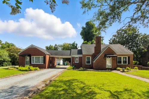 412 Hancock St, Smithfield, NC, 27577-4004 | Card Image