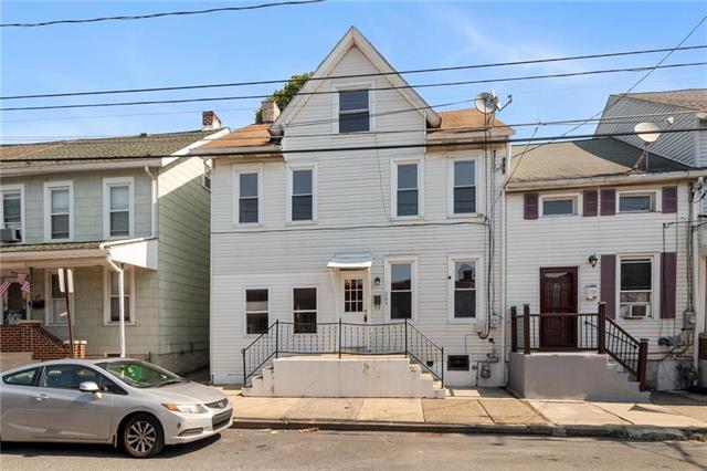 2nd St, Catasauqua, PA 18032