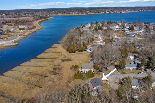 apt-1-26 Atwood St, Kingston, MA, 02364-1645 | Card Image