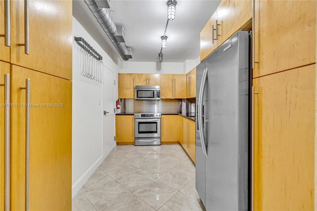 APT-624 - 90 Edgewater Dr, Condo with 2 bedrooms, 3 bathrooms and null parking in Coral Gables FL | Image 15