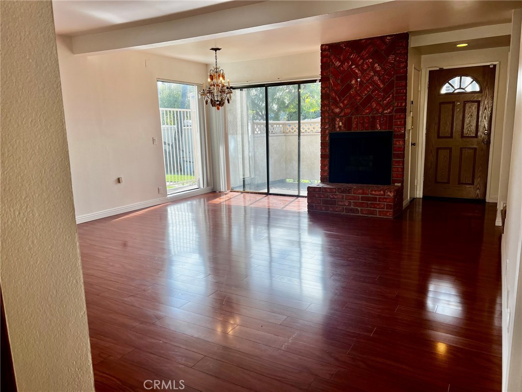 Residential in Reseda 5
