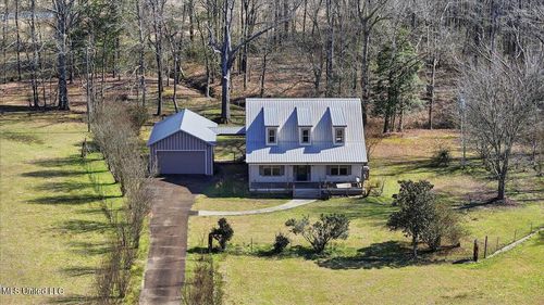 106 Rebel Grove Dr, Mendenhall, MS, 39114-5210 | Card Image