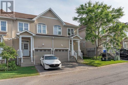 792 Newmarket Lane, Kingston, ON, K7K0C8 | Card Image