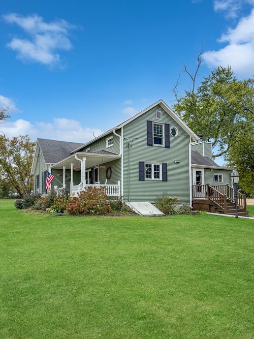 30789 5 Points Rd, Kingston, IL, 60145-8441 | Card Image