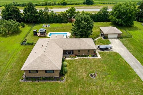 4311 Lone Wolf Ave, Springfield, OH, 45502-9183 | Card Image