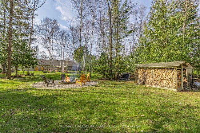 8 Penny Lane, House other with 3 bedrooms, 2 bathrooms and 6 parking in Wasaga Beach ON | Image 36