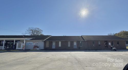 2415 Pineview Dr, Lancaster, SC, 29720-9574 | Card Image