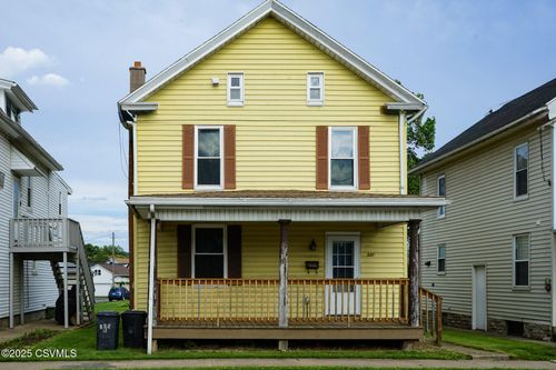 307 N Broad St, Selinsgrove, PA, 17870-1511 | Card Image