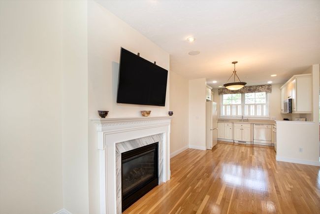APT-2 - 6 State Park Rd, Condo with 2 bedrooms, 3 bathrooms and 2 parking in Hull MA | Image 13